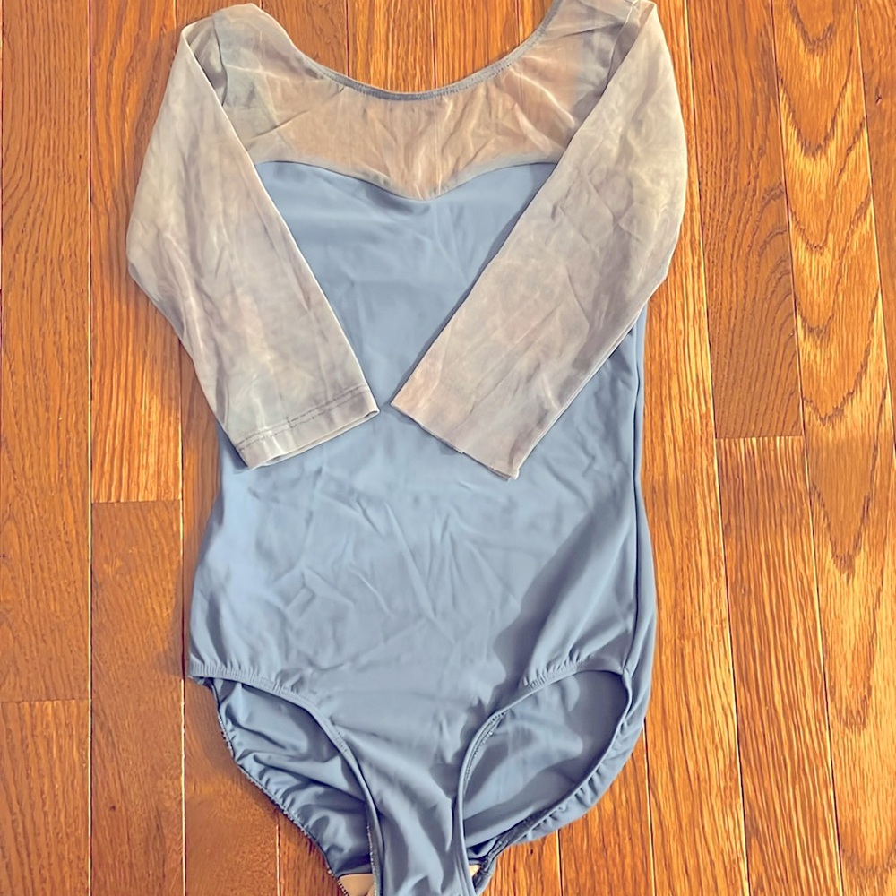 Eleve’ dance leotard 🐰